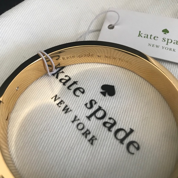 🆕GIFTED Kate Spade Bangle Bracelet Black & Gold - Picture 4 of 5